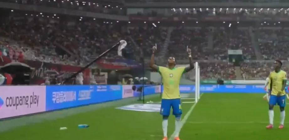 经在今年夏, 罗德里戈在, 部中饱受冷