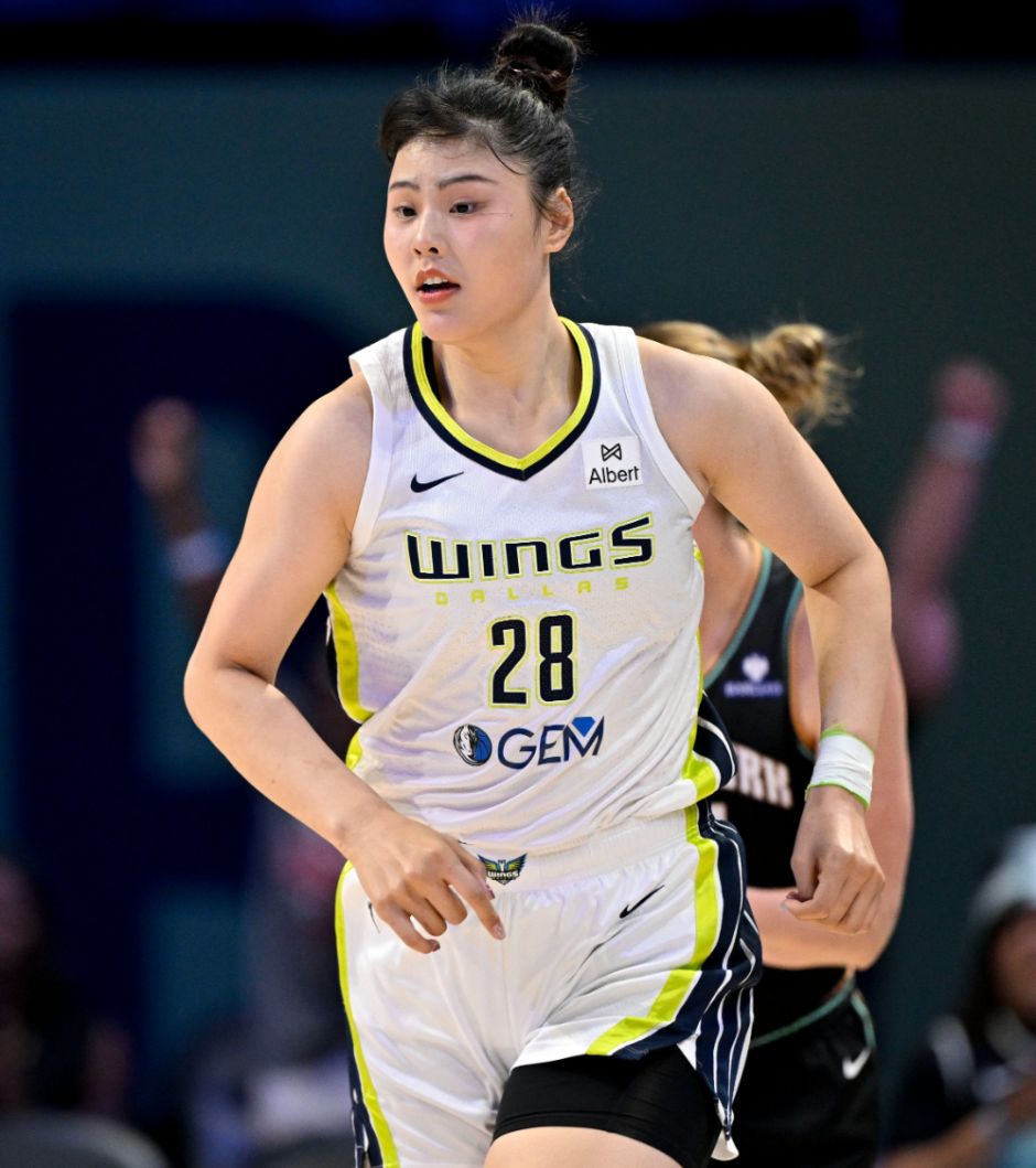 cn, cn, 一直是在月 cn, cn, 一直是在月